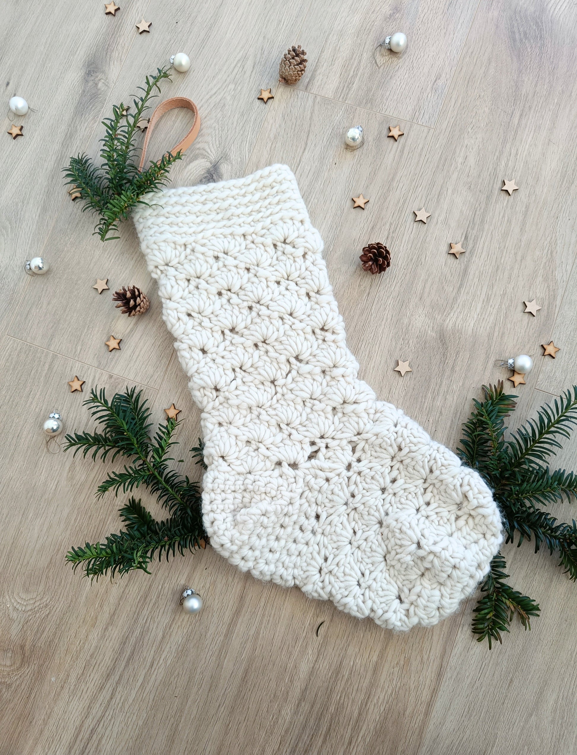 Easy Crochet Pattern - Giant Christmas Stocking - King & Eye