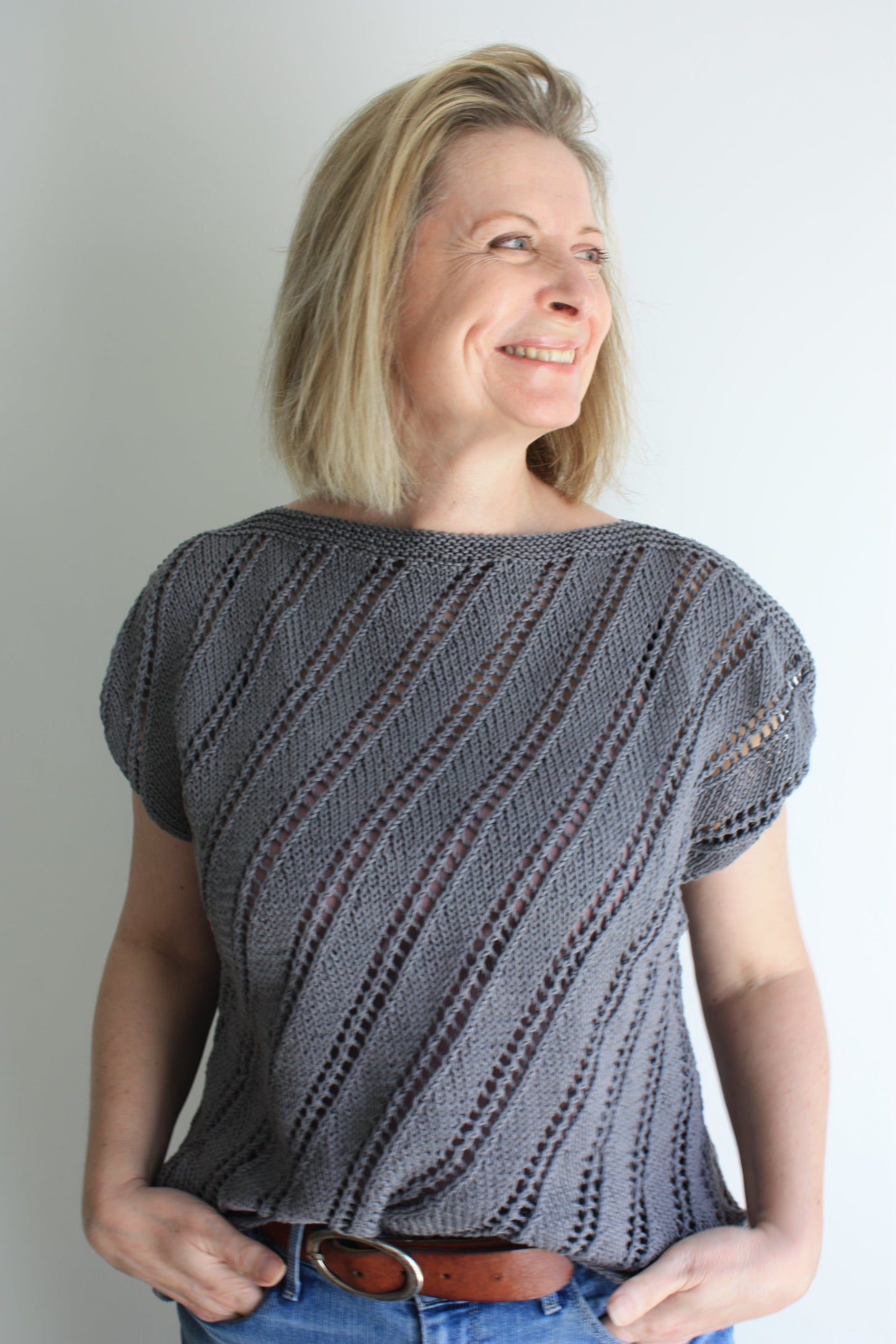 Lepidium Easy Lace Tee Knitting Pattern - King & Eye
