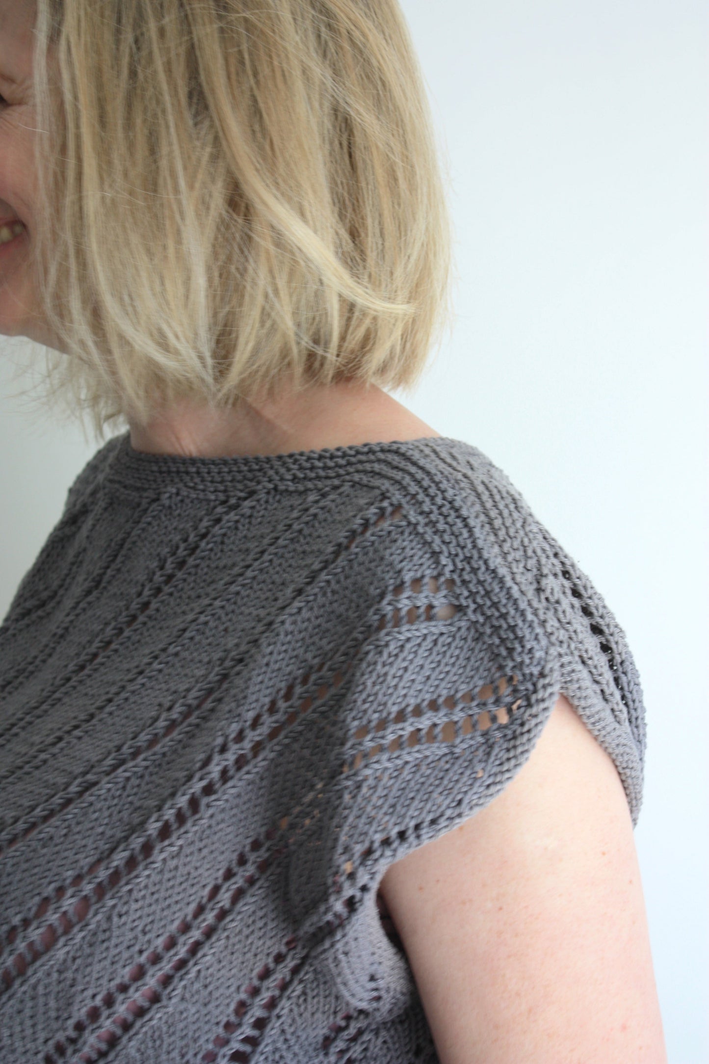 Lepidium Easy Lace Tee Knitting Pattern - King & Eye