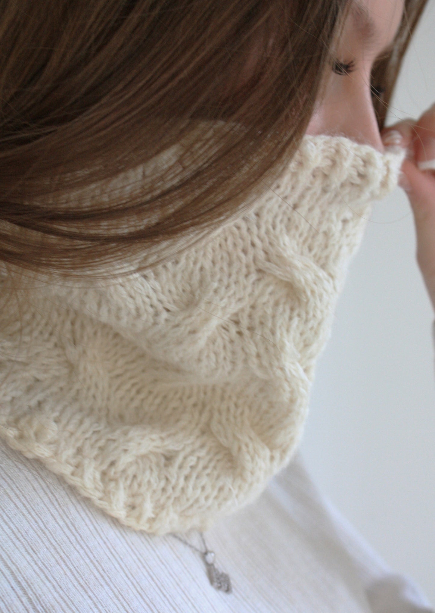 Easy Cable Knitting Pattern - Sastrugi Cowl - King & Eye