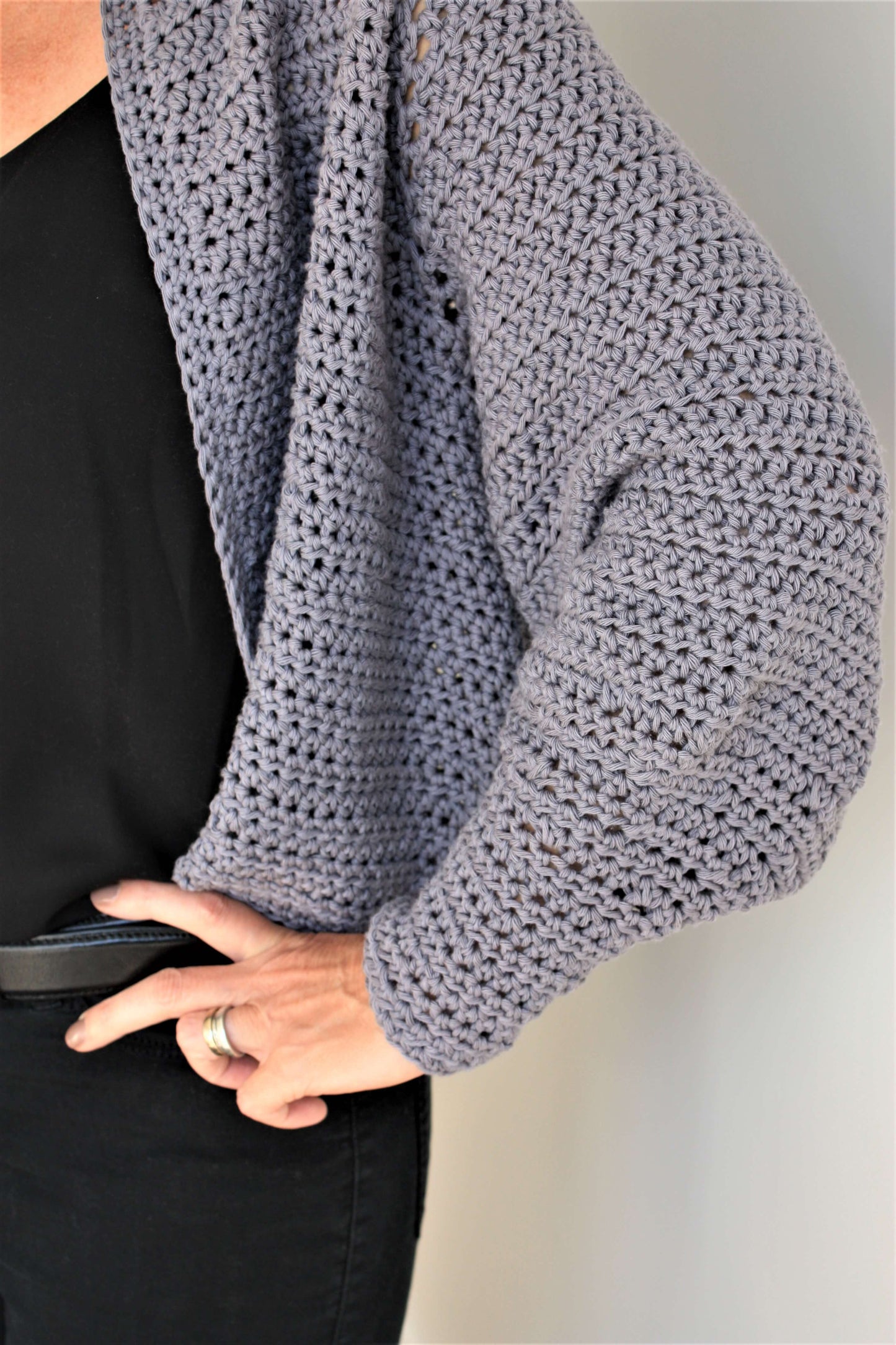 Easy Crochet Pattern - Balloon Sleeve Cardigan - King & Eye