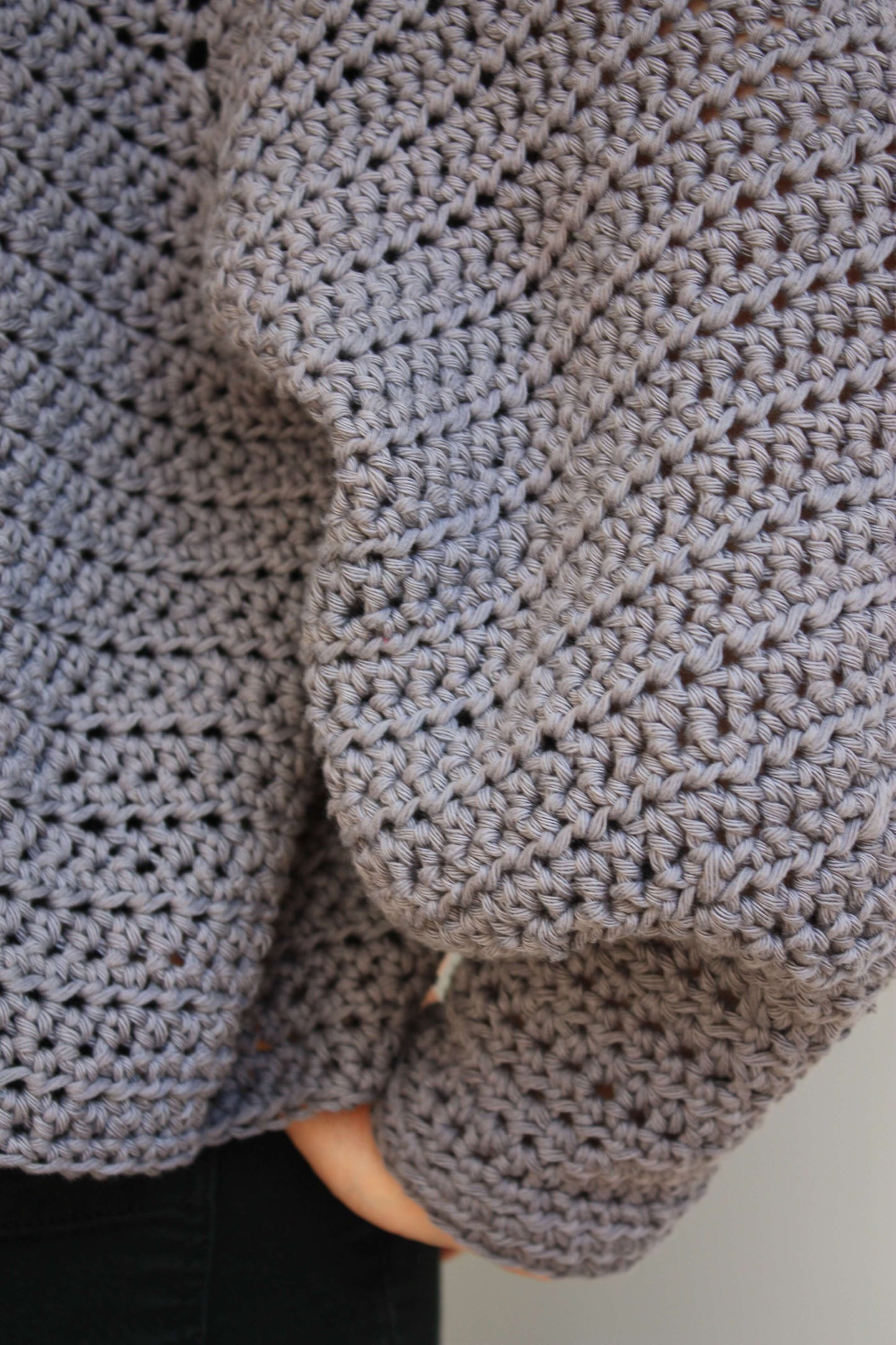 Easy Crochet Pattern - Balloon Sleeve Cardigan - King & Eye