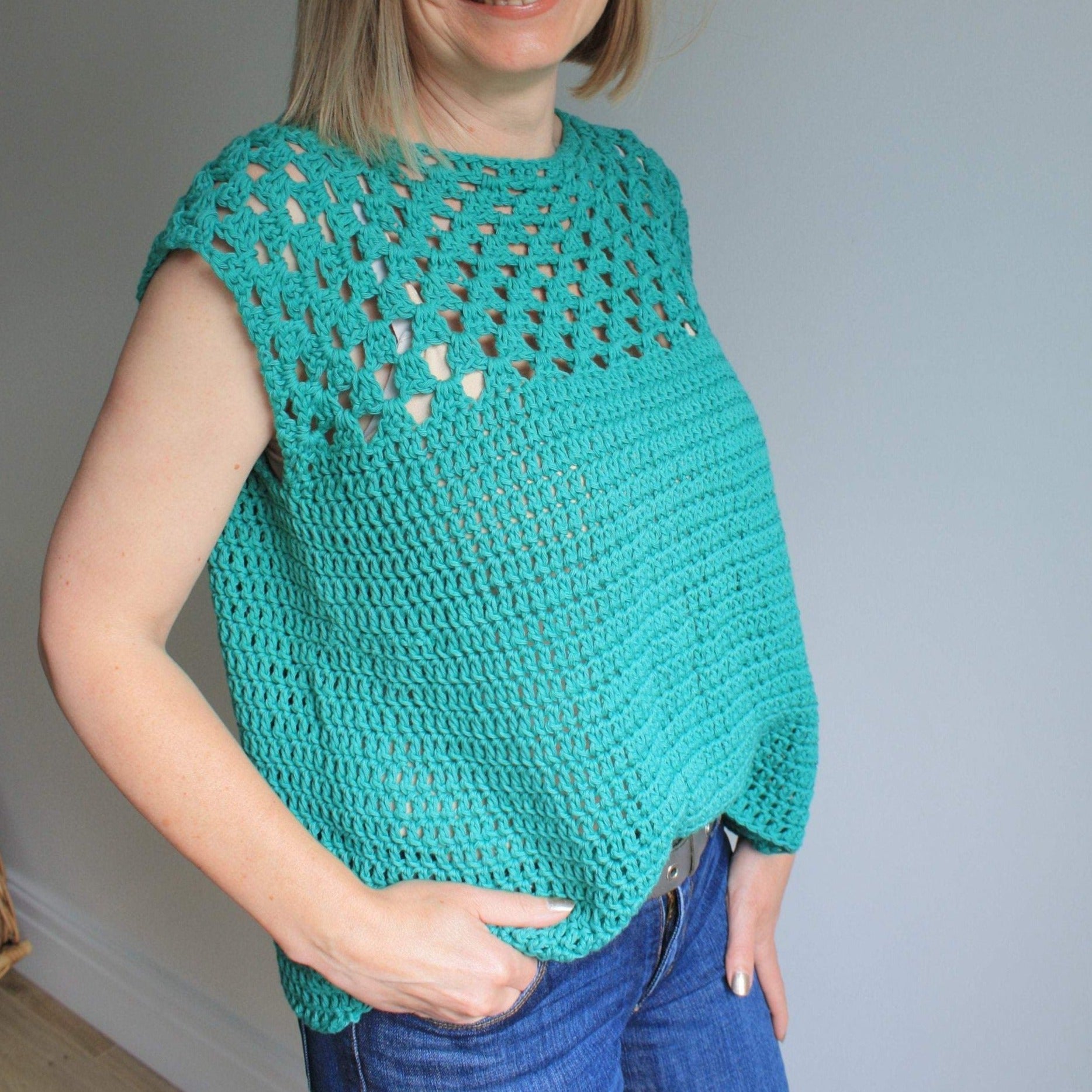 Easy Crochet Pattern - Easy Granny Square Sleeveless Tunic | Simply Sq –  King & Eye