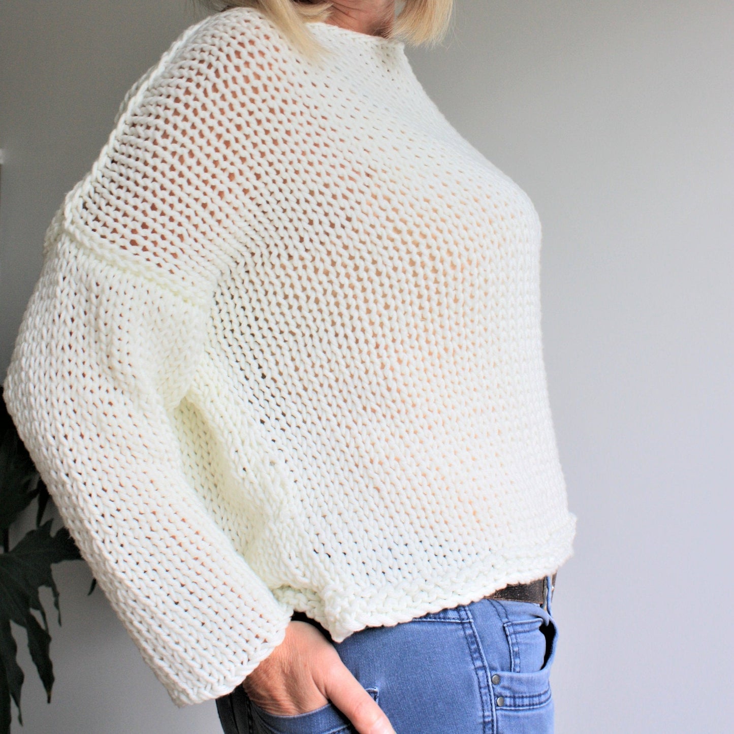 Easy Knitting Pattern - Best Beginners Easy Knit Sweater - King & Eye