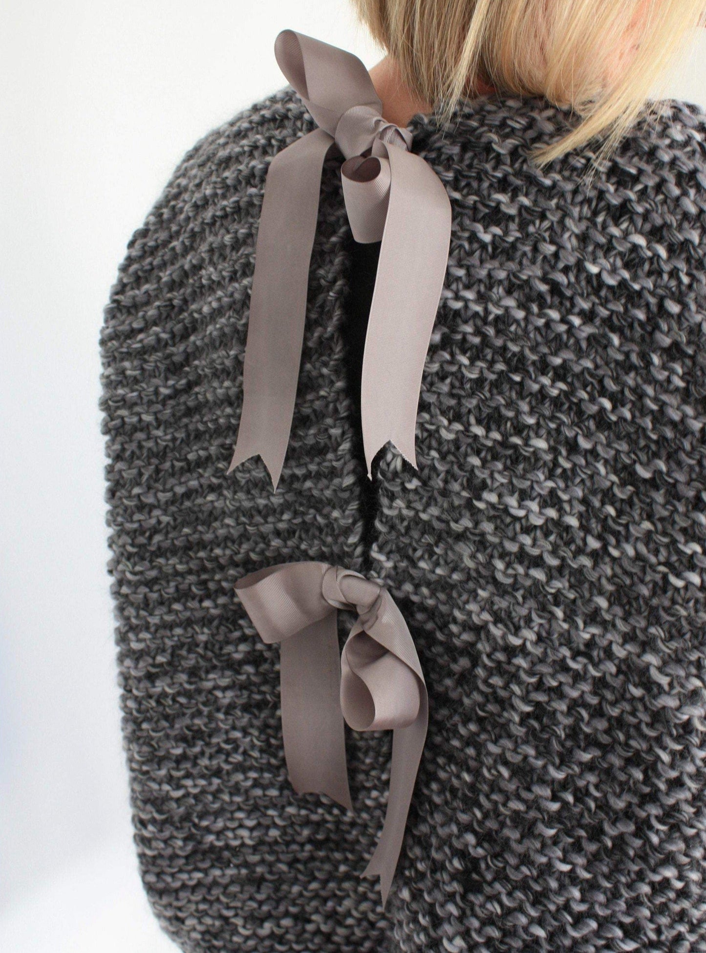 Easy Knitting Pattern - Easy Chunky Knit Sweater Cardigan - King & Eye