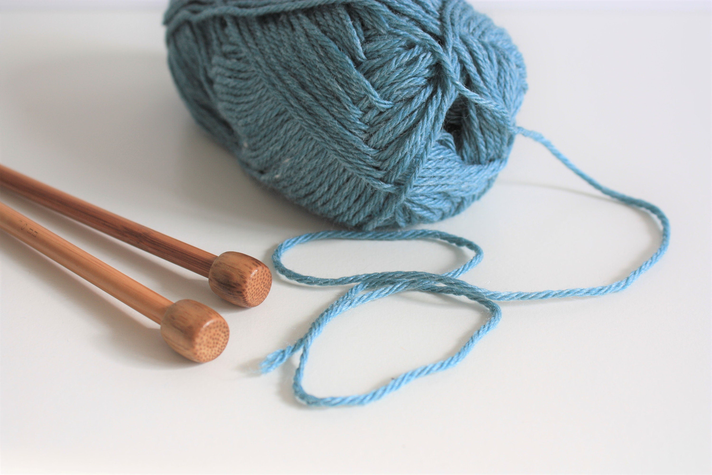 Knitting & Crochet Yarn, Worsted/Aran Weight Merino Silk Yarn