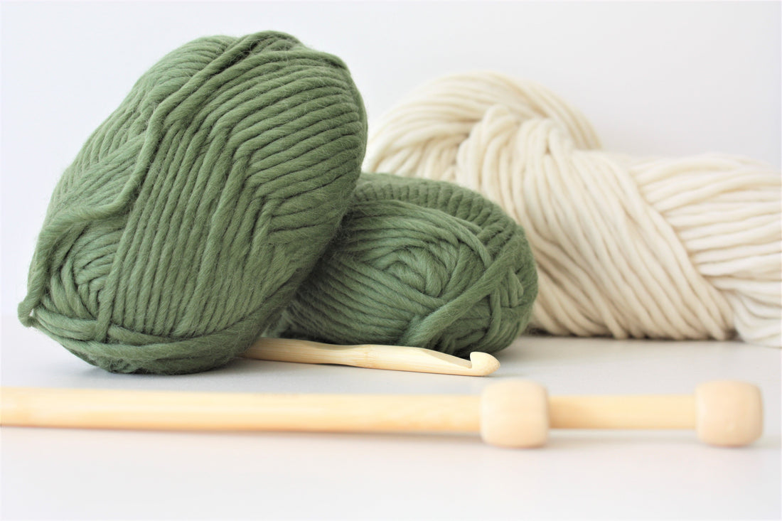 Best Yarn for Beginner Knitters and Crocheters: A Complete Guide - King & Eye
