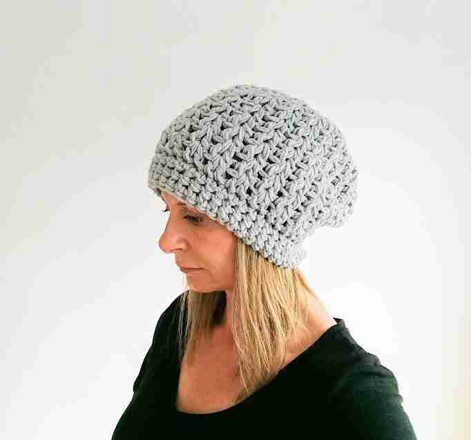 Slouchy Hipster Hat Free Crochet Pattern - King & Eye