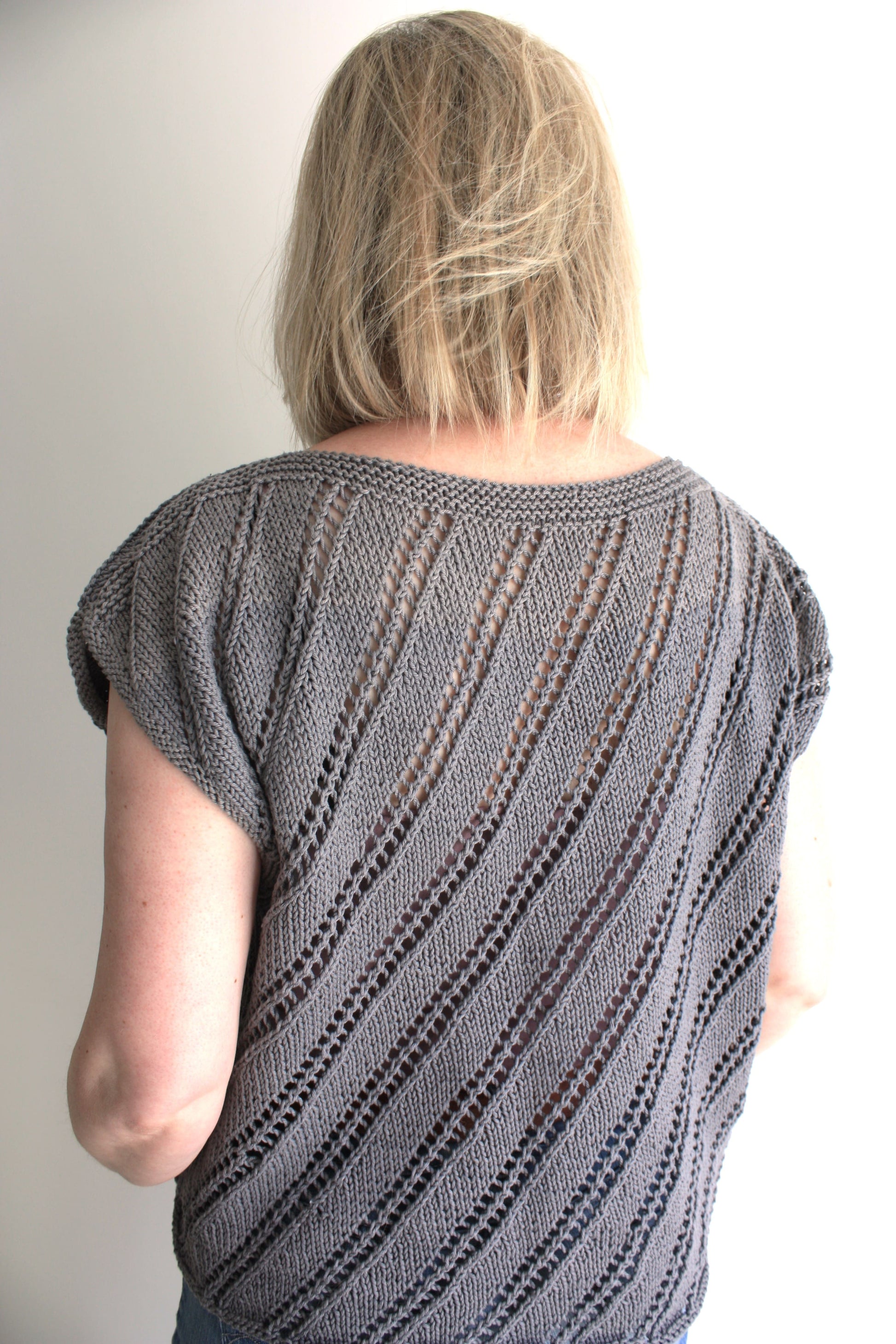 Lepidium Easy Lace Tee Knitting Pattern - King & Eye