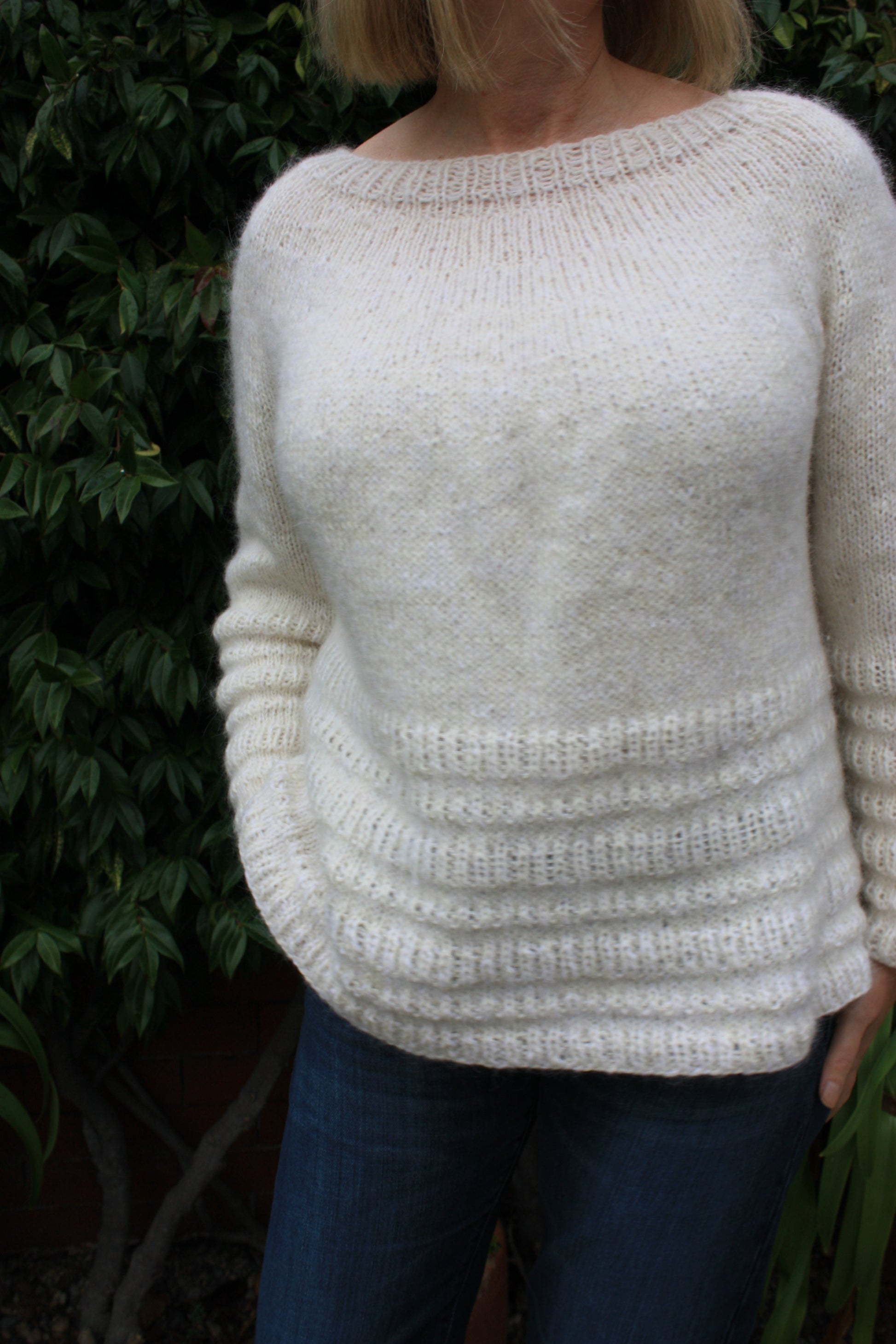 Skaftafell Sweater - Easy seamless top down sweater knitting pattern - King & Eye