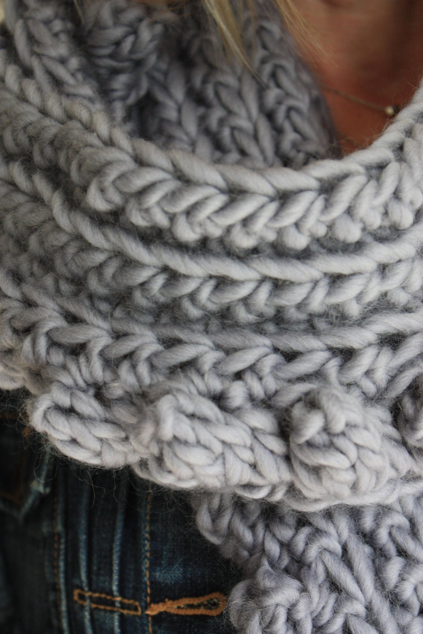Easy Crochet Pattern - Chunky Oversized Crochet Bobble Scarf | Spots And Stripes Scarf - King & Eye