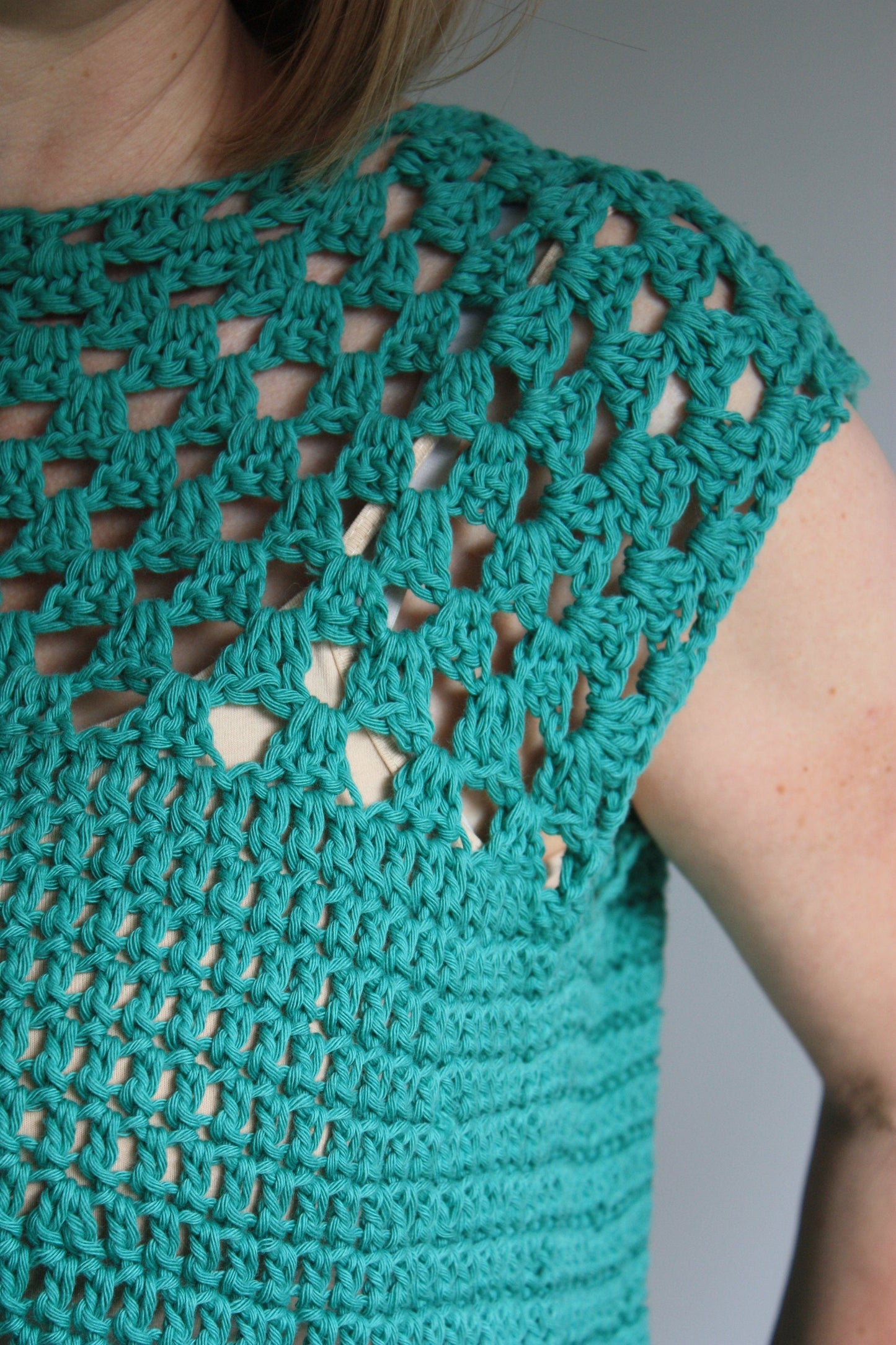 Easy Crochet Pattern - Easy Granny Square Sleeveless Tunic | Simply Squares Top - King & Eye