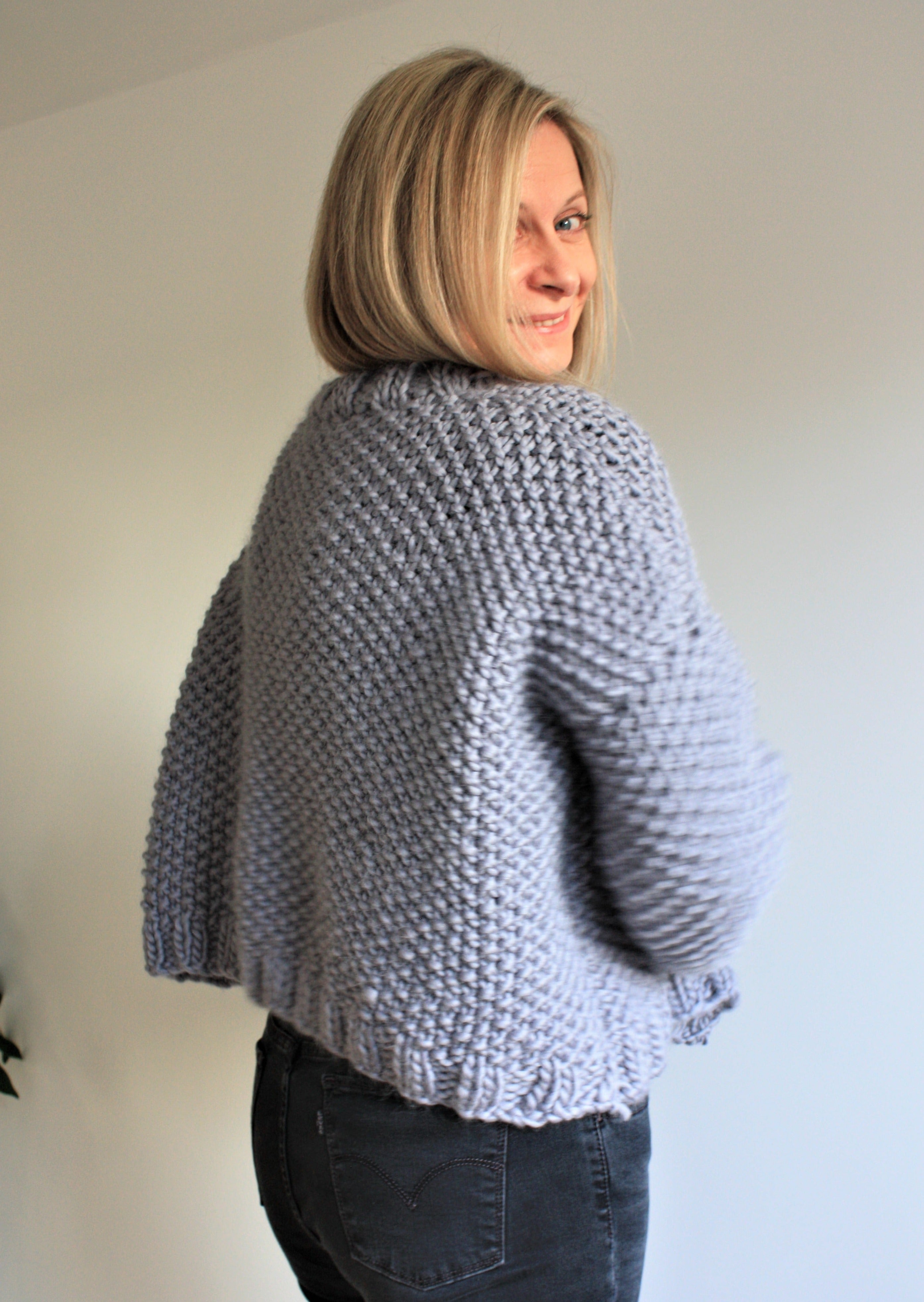 Easy Knitting Pattern - Chunky Knit Moss Stitch Cropped Cardigan