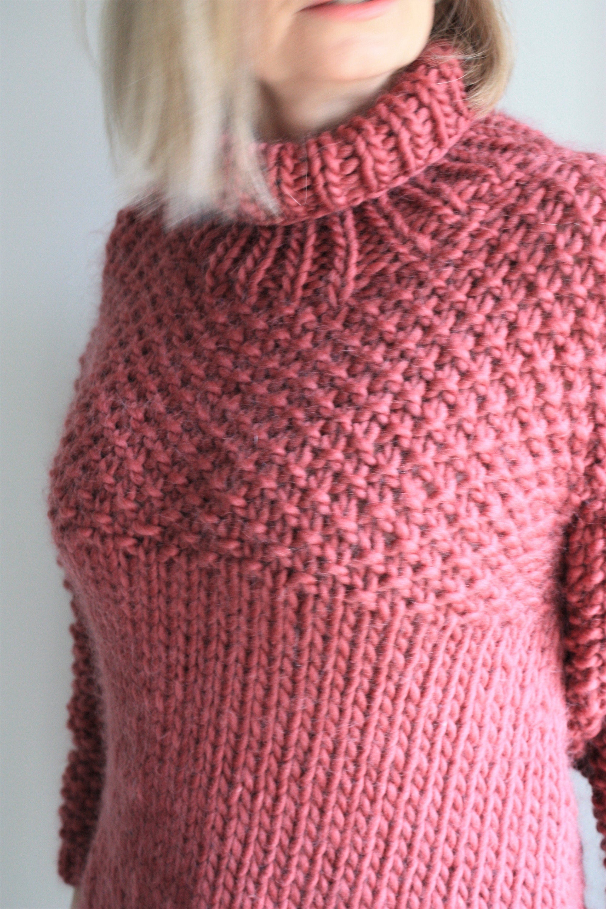 Easy Knitting Pattern - The Weekender Chunky Knit Sweater – King & Eye