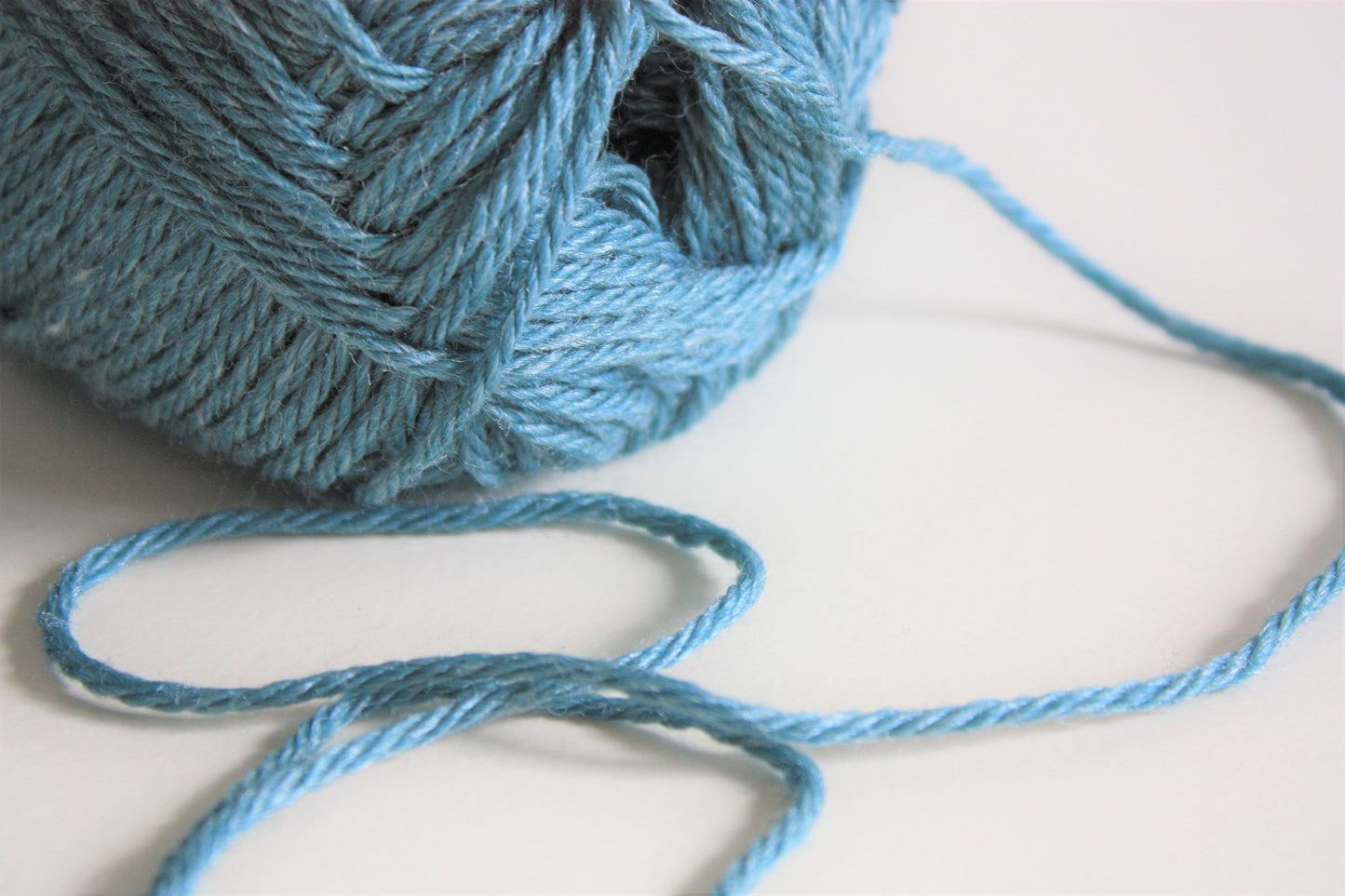 Light Green Merino Silk Luxury Yarn - Aran / Worsted Weight Knitting & Crochet Wool - King & Eye