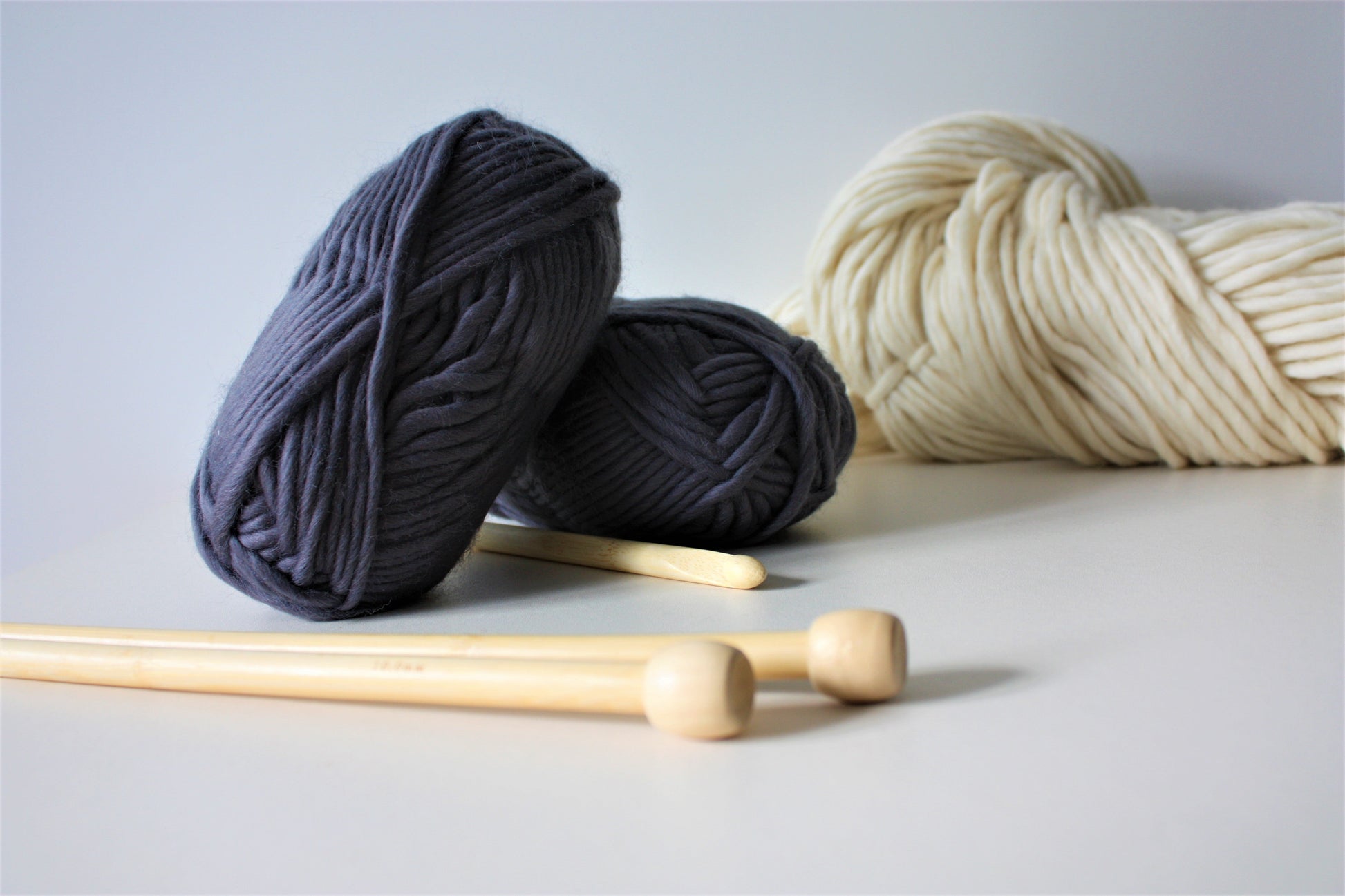 Makr Chunky Wool Crochet & Knitting Yarn, 100g