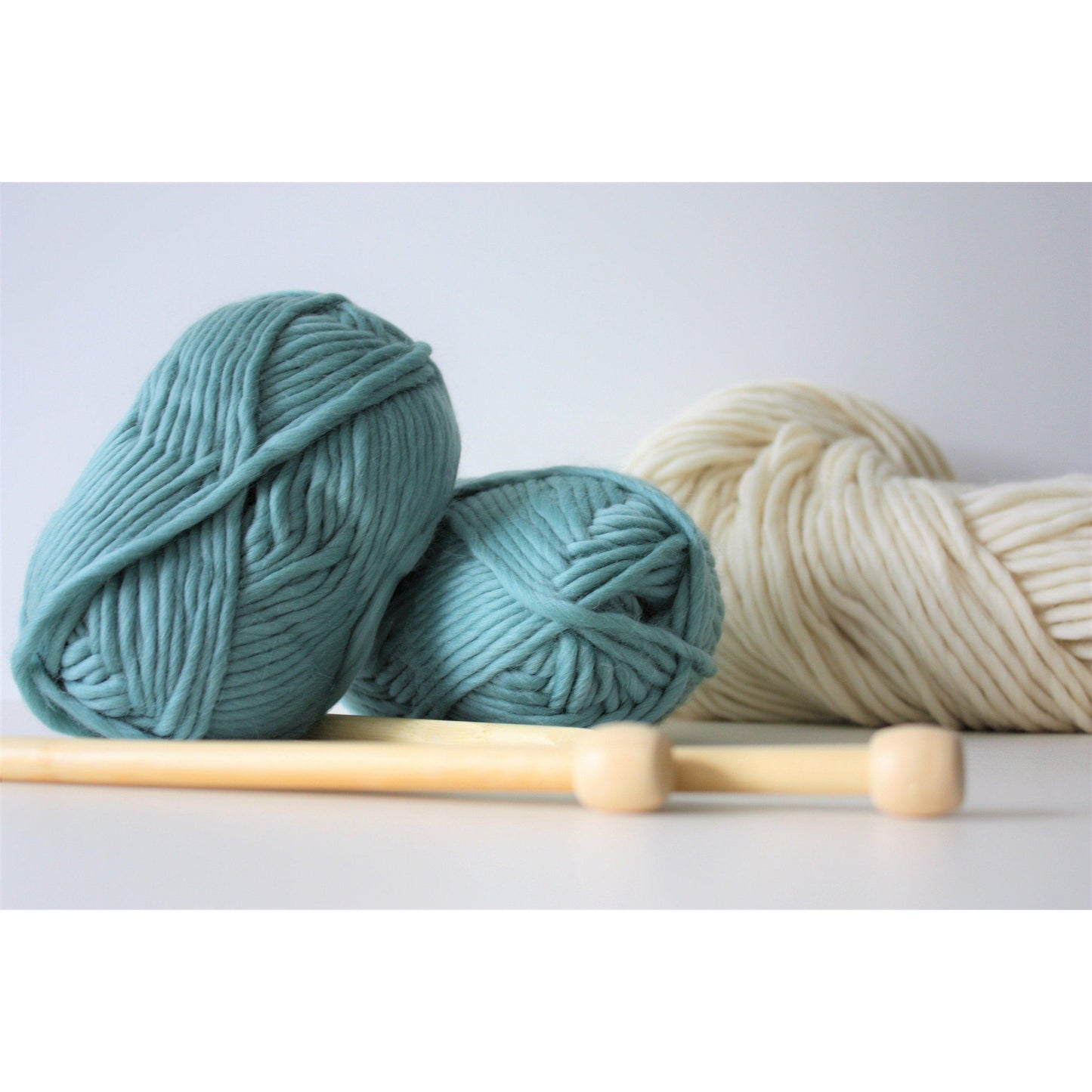 Super Chunky Merino Wool Yarn - Duck Egg Green - King & Eye